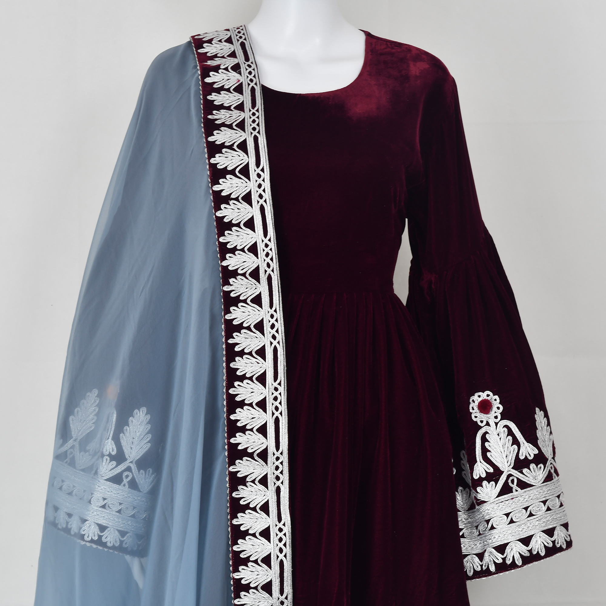 13D Front Top Chadar